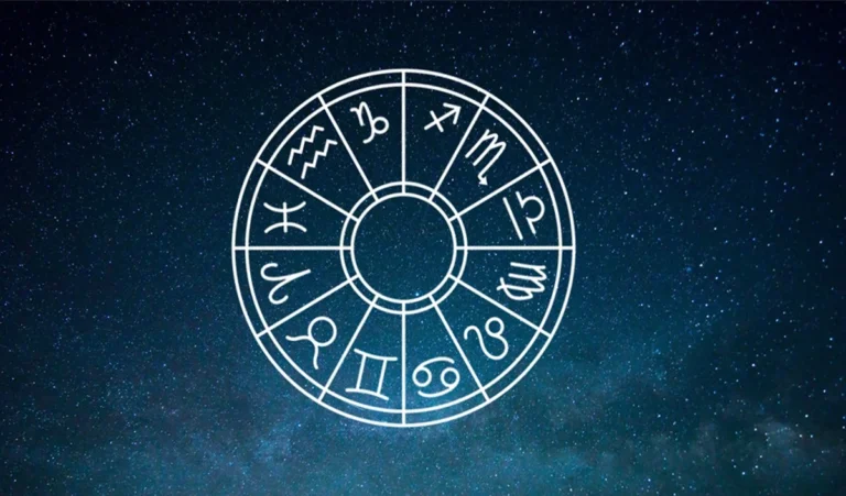 नवग्रह मंत्र: आध्यात्मिक शक्ति से जीवन में सकारात्मक बदलाव कैसे लाएँ? Vedic Astrology Planetary Worship Benefits