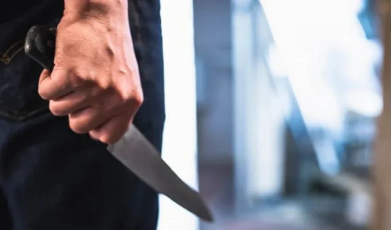 यरुशलम में चाकूबाजी: क्या यह अंतर्राष्ट्रीय सुरक्षा के लिए खतरा है? Jerusalem Hotel Knife Attack Sparks Fear