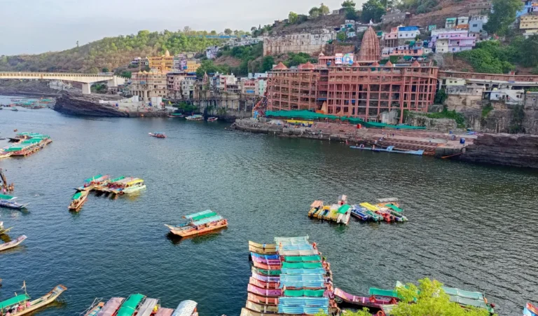 ओंकारेश्वर ज्योतिर्लिंग: सावन में शिव का विश्राम स्थल और धार्मिक महत्व