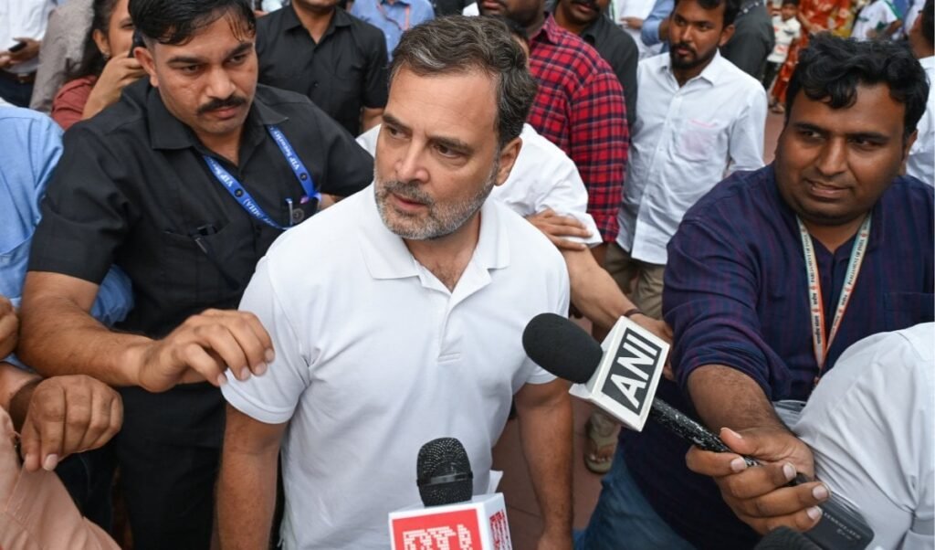 'लोकतंत्र दबाने वालों को बख्शा नहीं जाएगा', राहुल गांधी ने युवाओं से 'गैर-कानूनी हिरासत' का रिकॉर्ड रखने को कहा